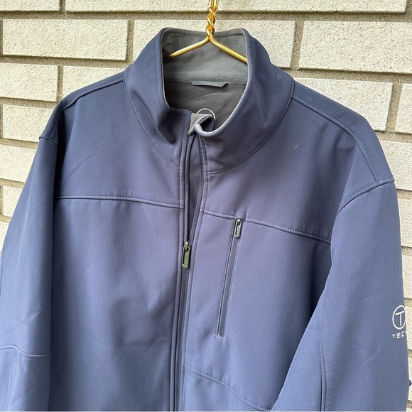 TUMI T-Tech Navy Blue Softshell Jacket XXL TT-0012 Zip Pockets Performance - Picture 2 of 14